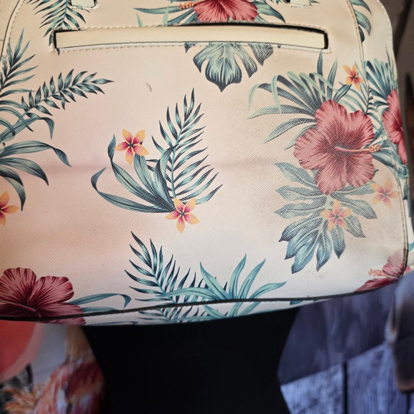 Guess Vintage Floral Satchel Bag - Picture 10 of 16